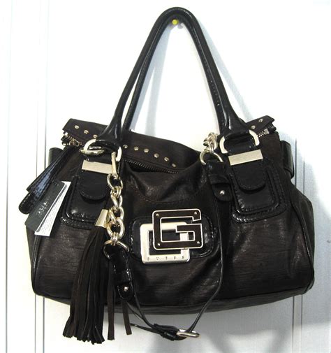 discontinued guess handbags.